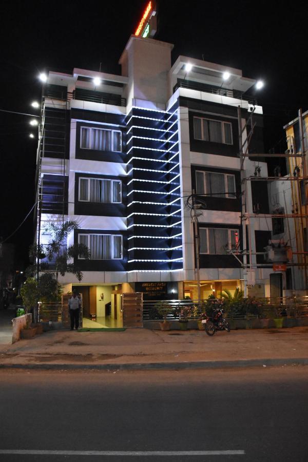 Hotel Everestparkresidency Tiruchirappalli Exterior foto