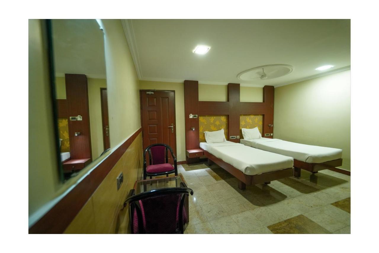 Hotel Everestparkresidency Tiruchirappalli Exterior foto