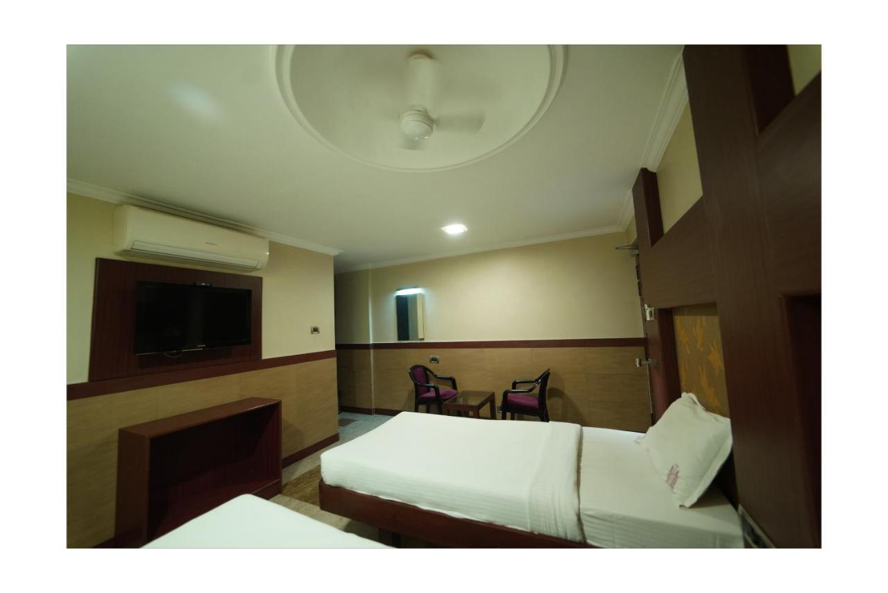 Hotel Everestparkresidency Tiruchirappalli Exterior foto