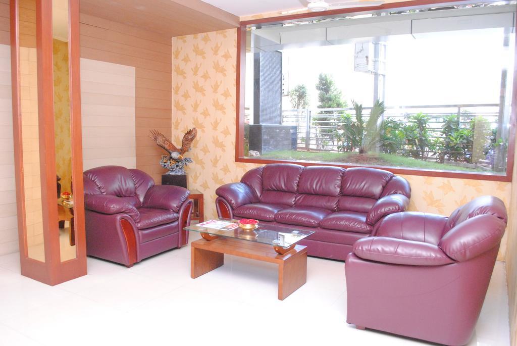 Hotel Everestparkresidency Tiruchirappalli Exterior foto