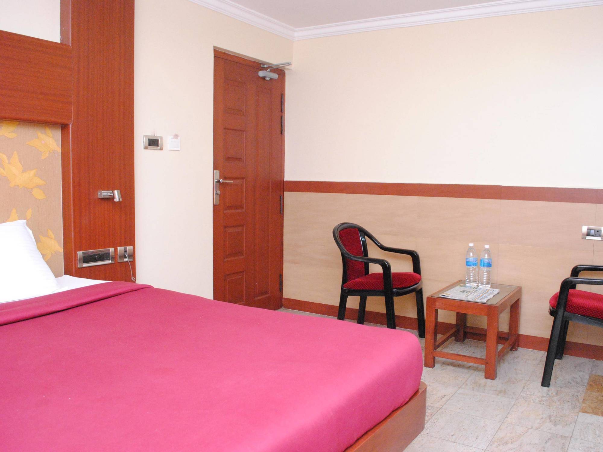 Hotel Everestparkresidency Tiruchirappalli Exterior foto